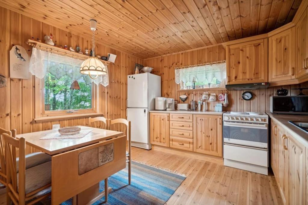Aurora Haven - With Jacuzzi Holiday home *